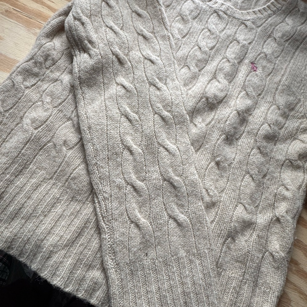Women's Vintage Abercrombie Cream Knit Sweater size large. 100% Wool. - Picture 5 of 11